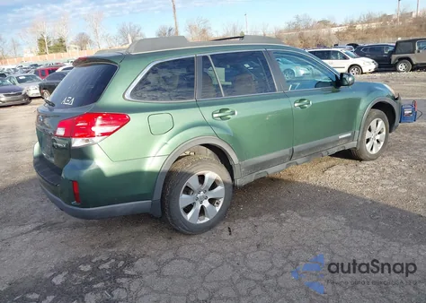 2010 Subaru Outback 2.5I Premium z USA, uszkodzony, nr VIN 4S4BRCCC2A3360310